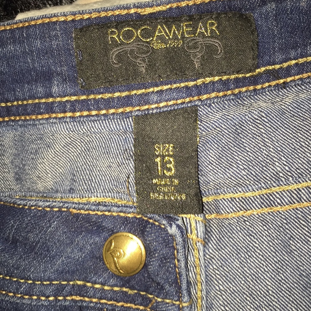 Rocking it with Rocawear - Picture 3 of 3